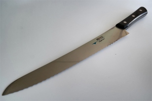 SB105 Bread Knife